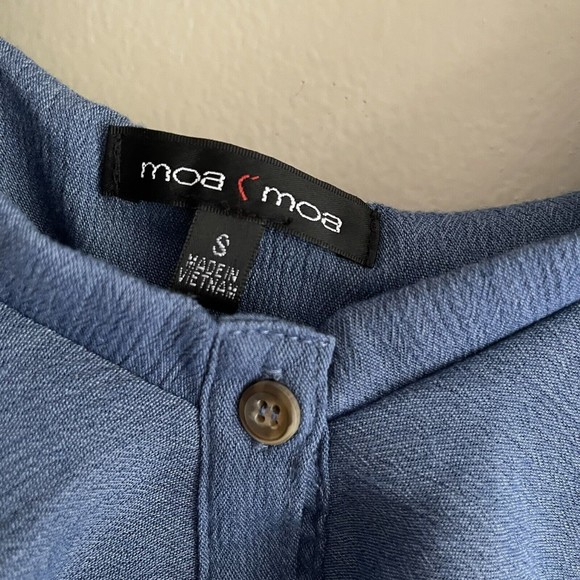 Moa Moa Top Flutter Off the Shoulders Strap Flowy Blouse Casual Buttoned Blue S - Picture 5 of 9